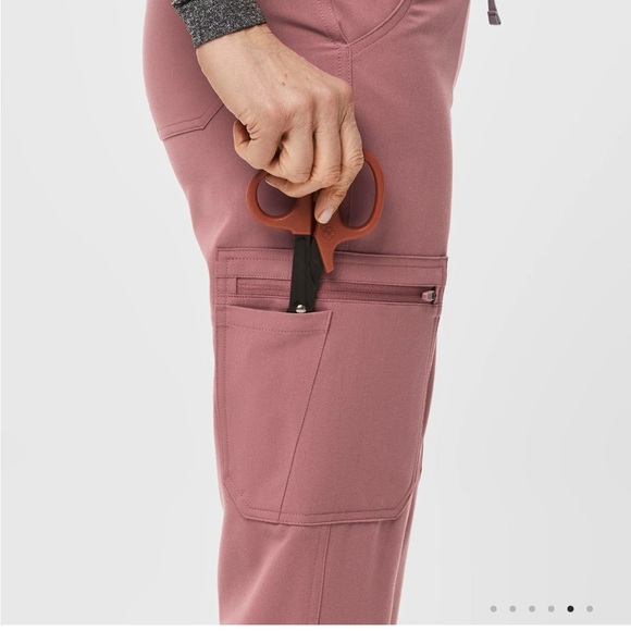 Figs High Waisted Yola Skinny Scrub Pants - Picture 6 of 10